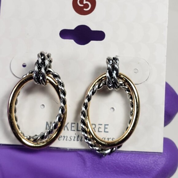 Women's Stylish Dual-Tone Polished Twisted Hoops Design Post Teardrop Earrings - Picture 6 of 6